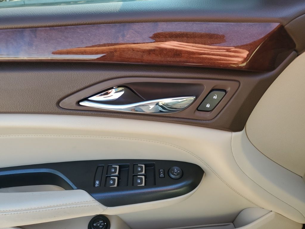 2015 Cadillac Srx  Luxury In Austin, Texas