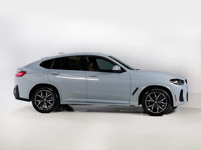 Used 2025 Gray BMW xDrive30i image 33