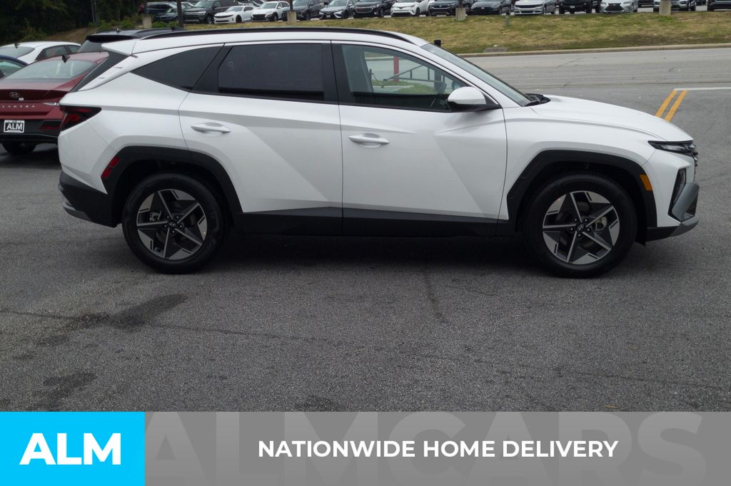 2025 Hyundai Tucson SEL photo 2