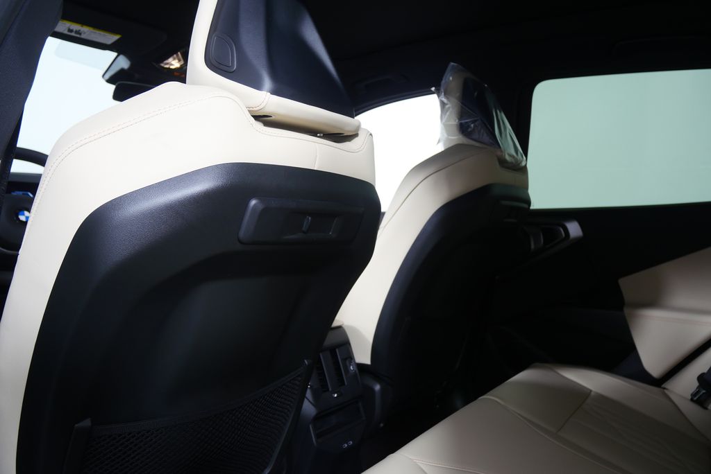Thumbnail: 2026 BMW X3 - 16