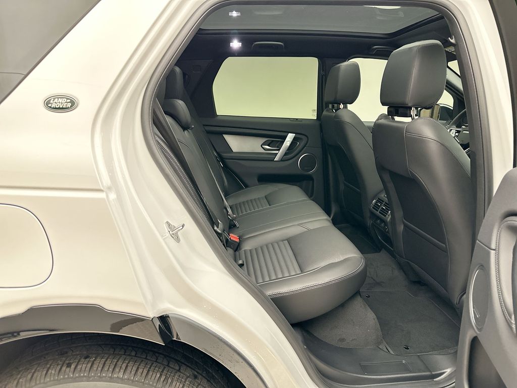 Thumbnail: 2026 Land Rover Discovery Sport - 7