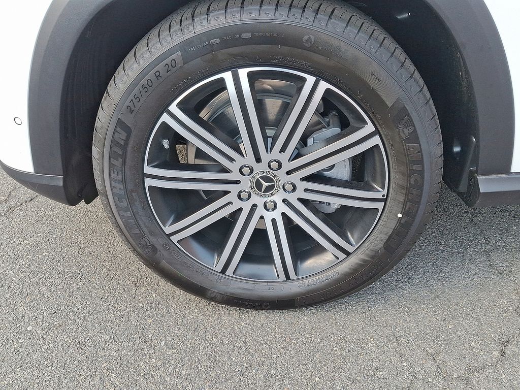 Thumbnail: 2026 Mercedes-Benz GLE - 5