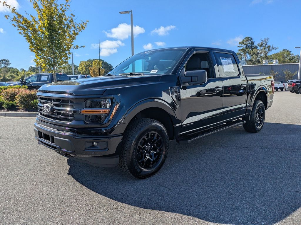 2025 Ford F-150 XLT