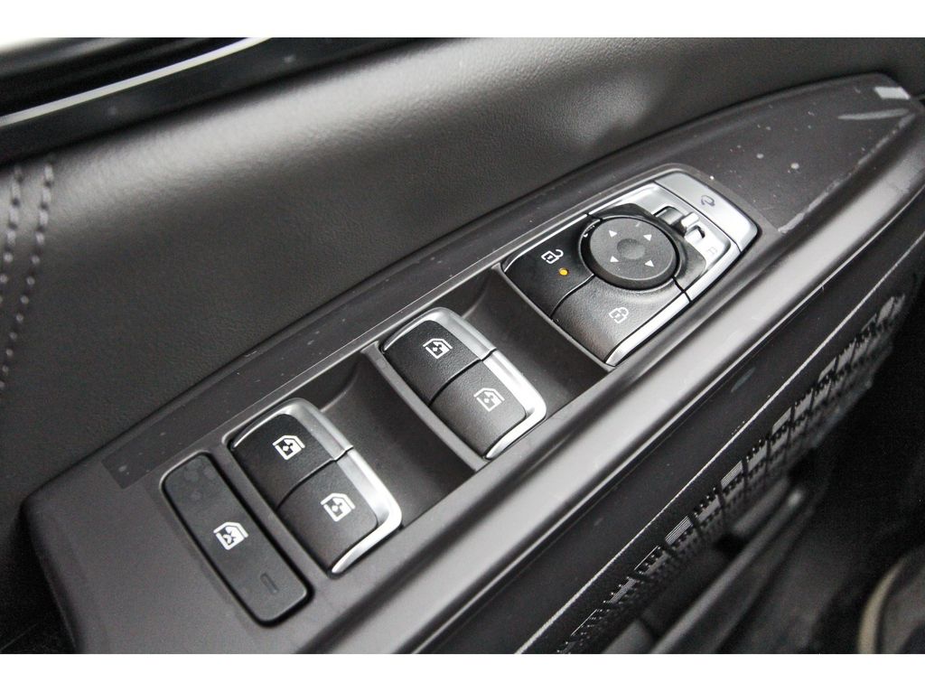 New 2026 Kia Carnival MPV Hybrid Van