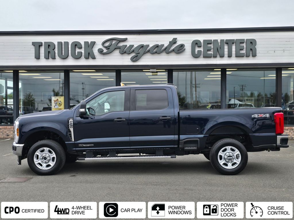 2025 Ford F-250 Super Duty XLT Crew Cab 4WD