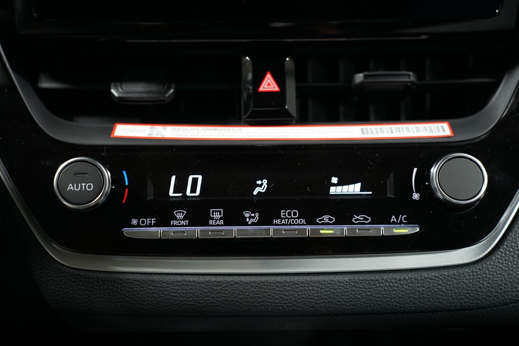 2025 Toyota Corolla LE 20