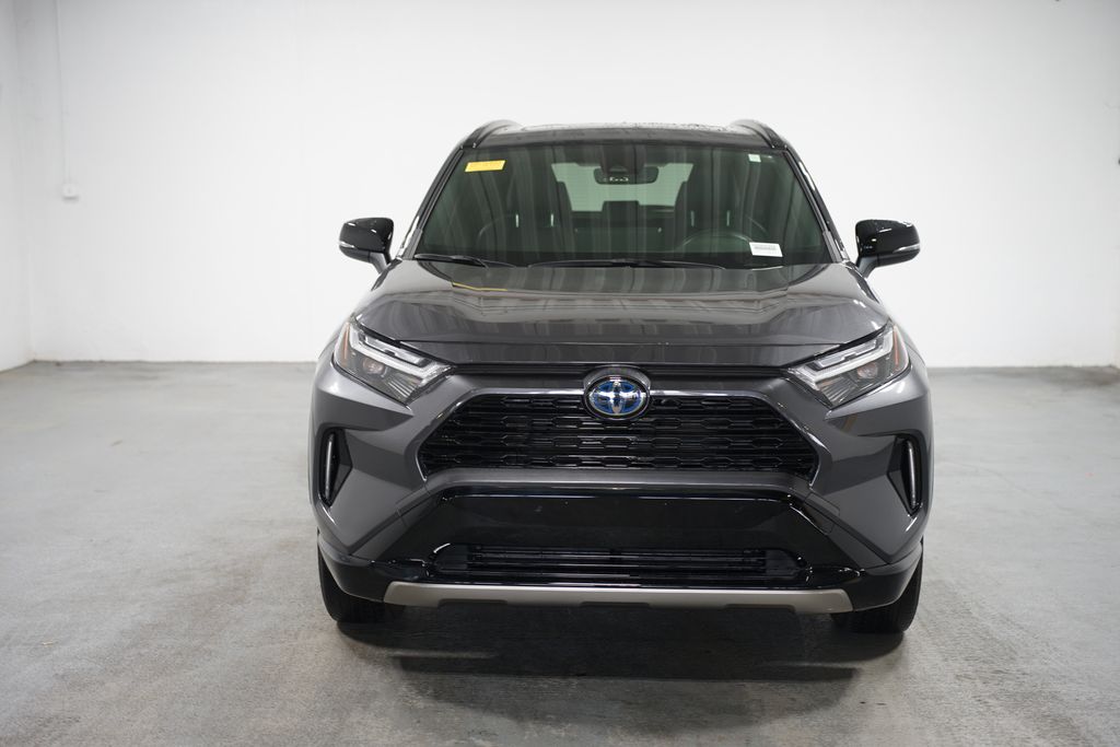 2023 Toyota RAV4 XSE 2
