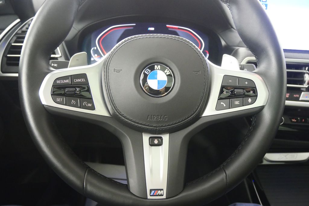 Thumbnail: 2023 BMW X3 - 22