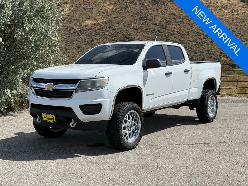 Summit White 2018 Chevrolet Colorado Pickup Truck Four-Wheel Drive 8-Speed Automatic