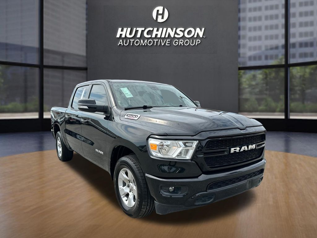 Diamond Black Crystal Pearlcoat 2022 RAM 1500 Pickup Truck 4X2 8-Speed Automatic