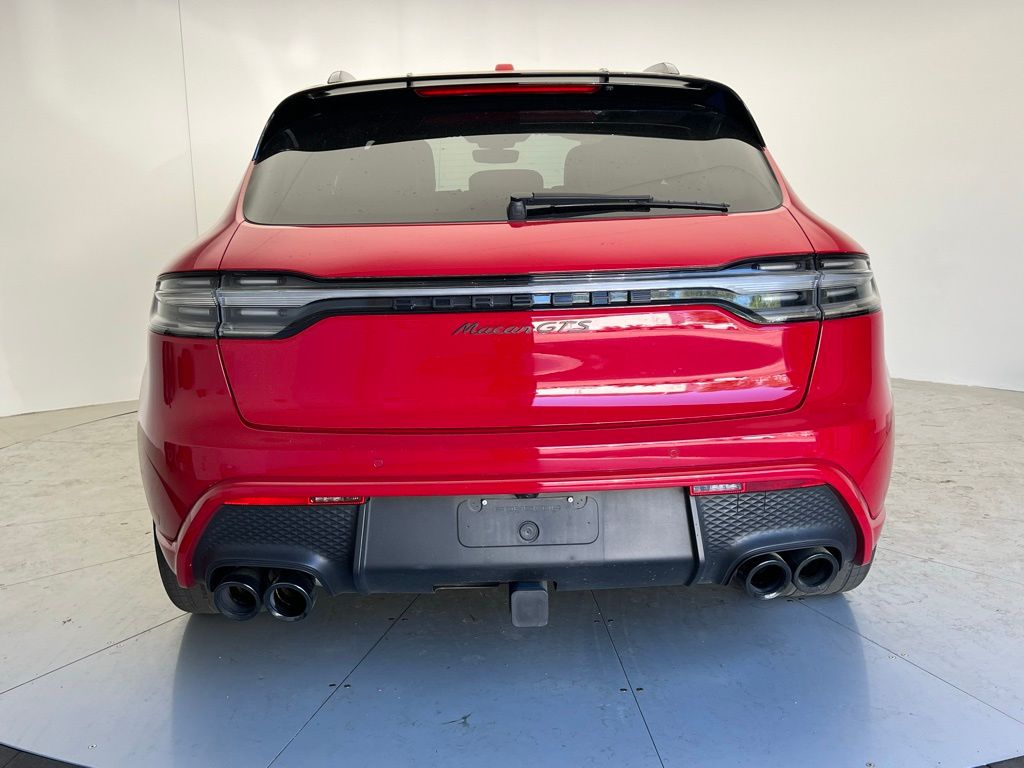 Thumbnail: 2022 Porsche Macan - 21