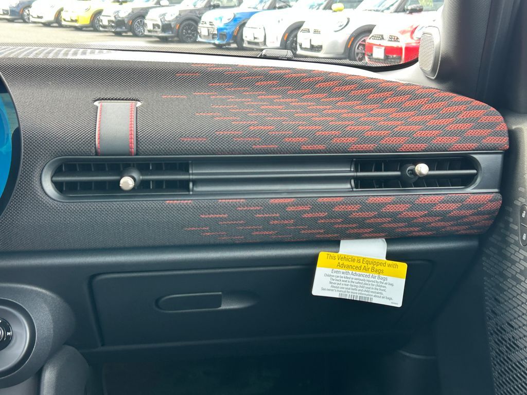 Thumbnail: 2026 MINI Cooper - 25