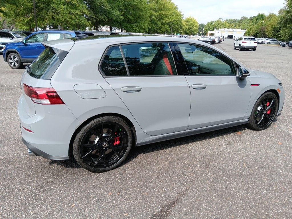 2024 Volkswagen Golf GTI SE 5