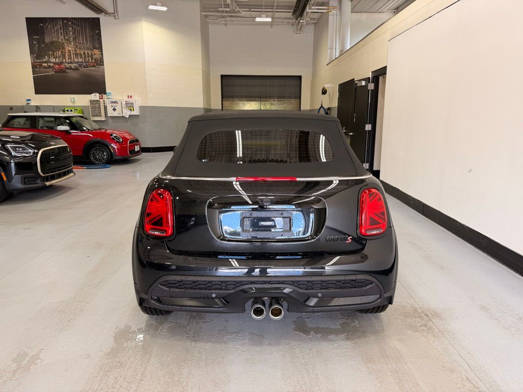 Thumbnail: 2023 MINI Cooper - 4