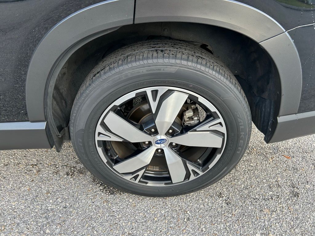 Thumbnail: 2020 Subaru Forester - 9