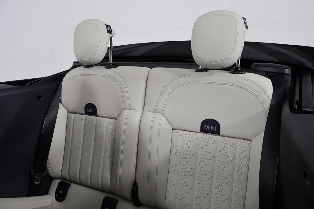 Thumbnail: 2025 MINI Cooper Convertible - 7