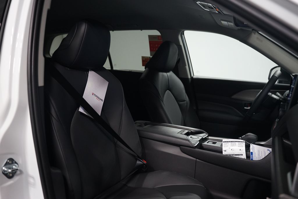 Thumbnail: 2026 Toyota Grand Highlander - 17