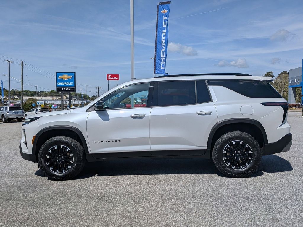 View vehicle photo 5