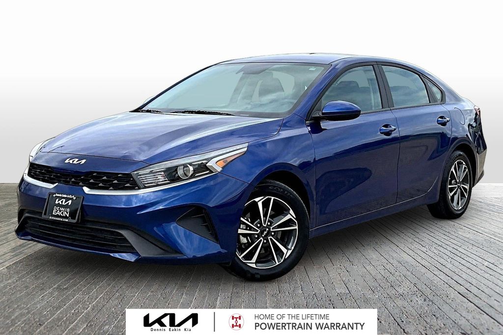 Deep Sea Blue 2024 Kia Forte LXS FWD Sedan Front-Wheel Drive Continuously Variable Transmission