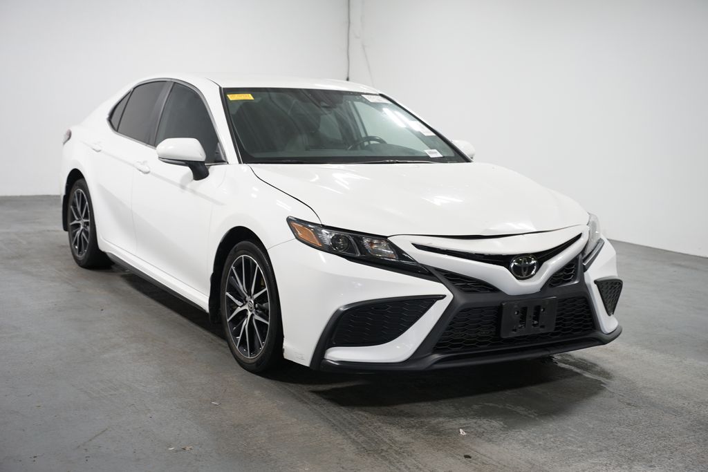 Thumbnail: 2023 Toyota Camry - 3