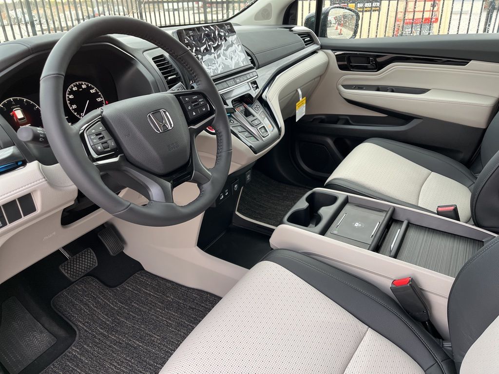 Thumbnail: 2026 Honda Odyssey - 11
