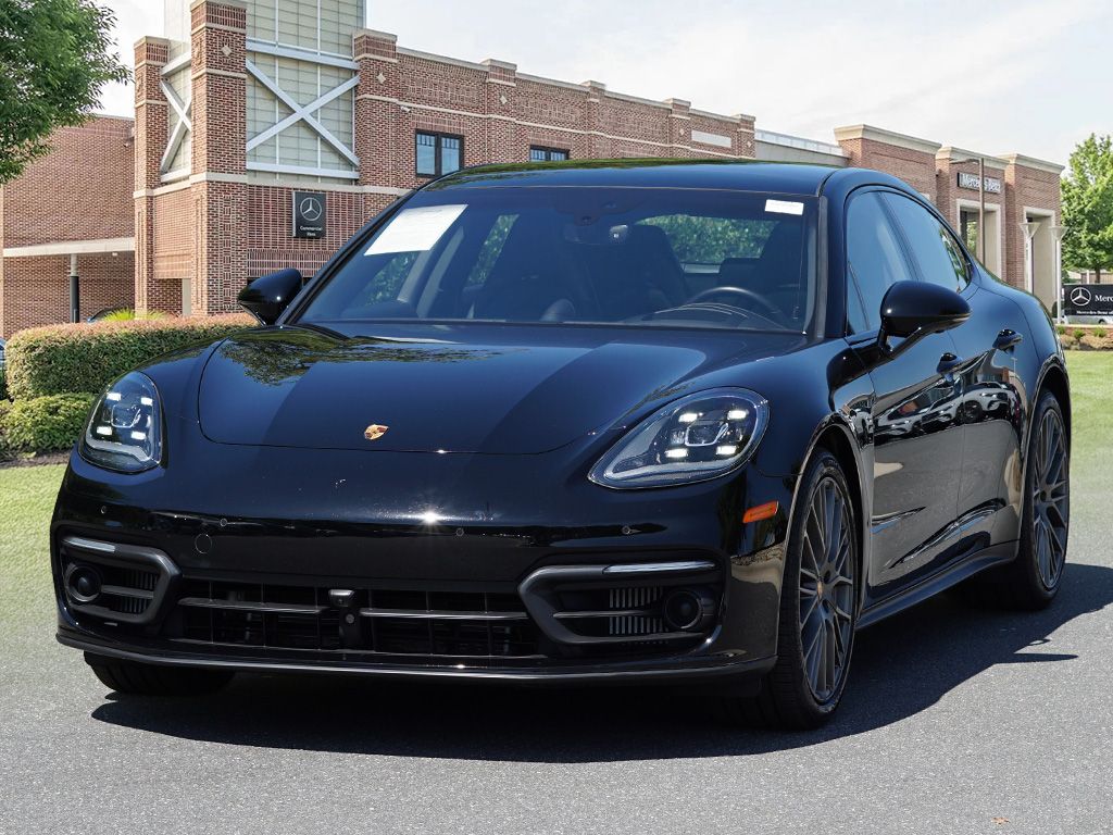 Thumbnail: 2023 Porsche Panamera - 4