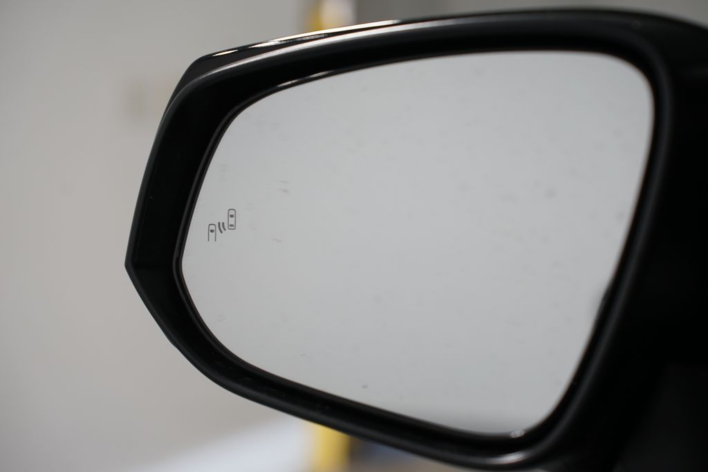 Thumbnail: 2025 Toyota RAV4 - 26