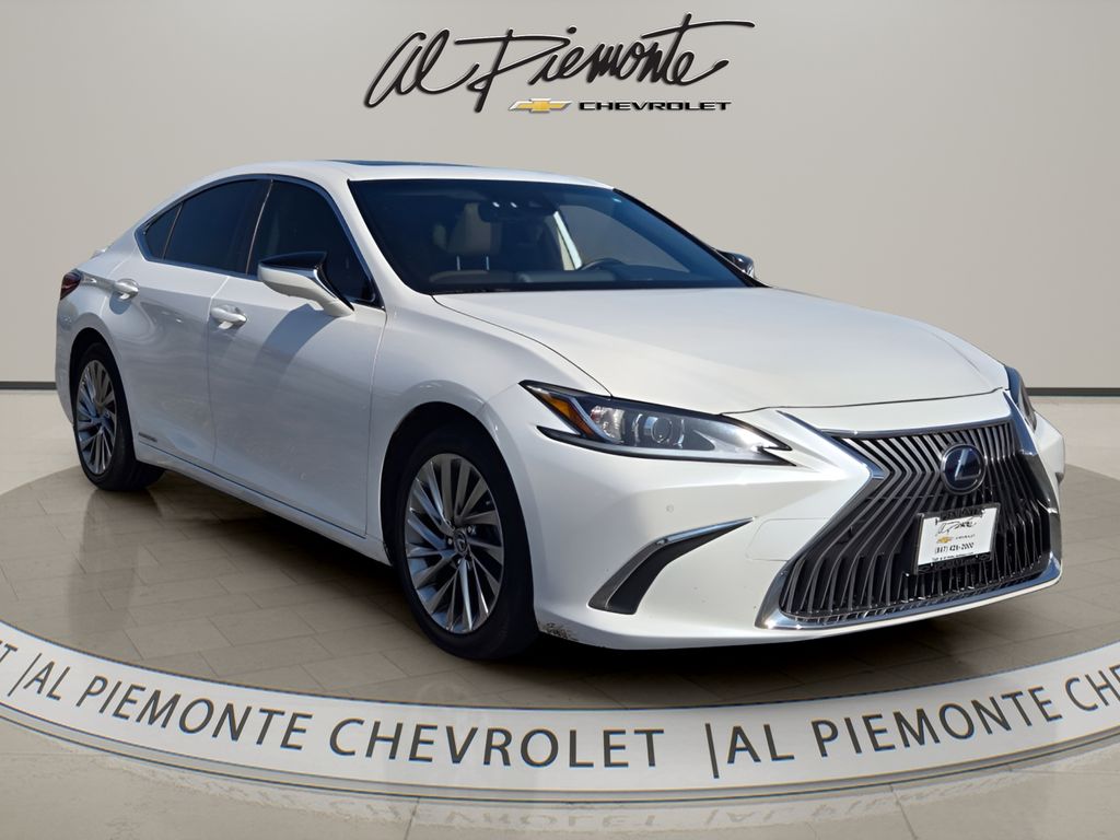 2019 Lexus ES Hybrid 300h Ultra Luxury FWD