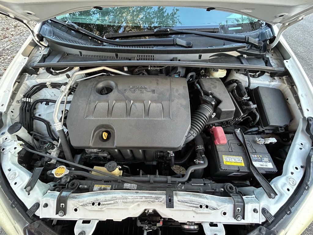 Thumbnail: 2016 Toyota Corolla - 10