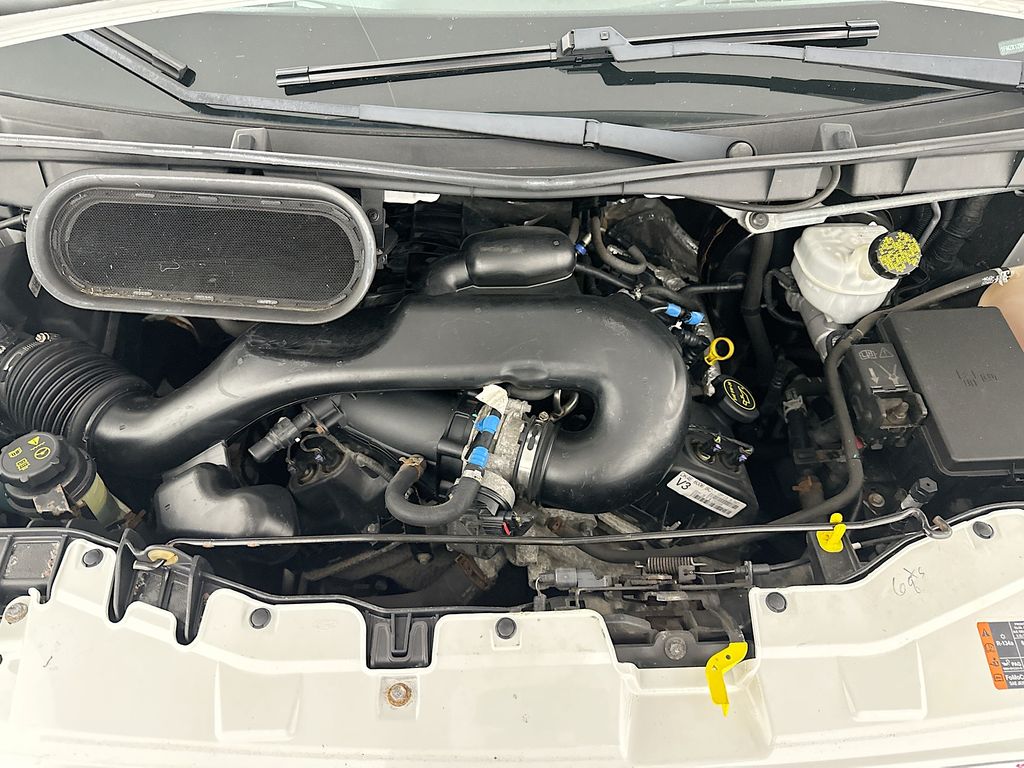 Used 2015 White Ford XLT image 30