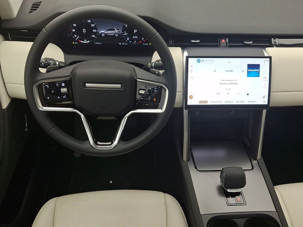 Thumbnail: 2025 Land Rover Discovery Sport - 12