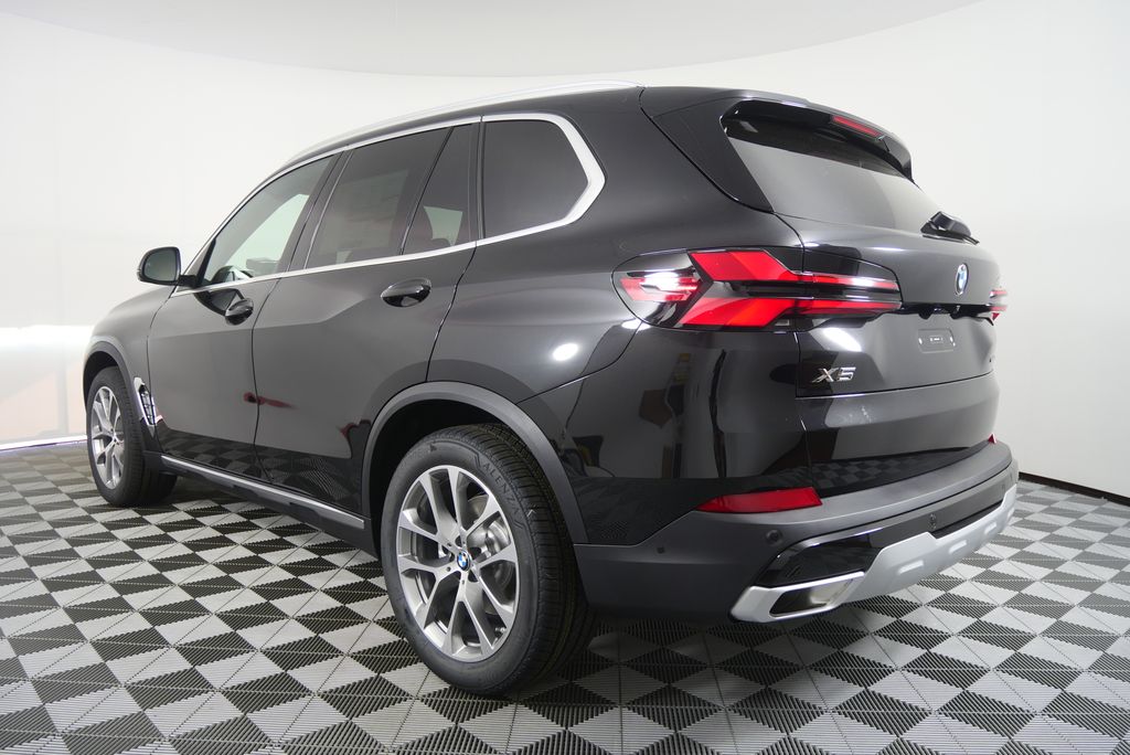 Thumbnail: 2026 BMW X5 - 5