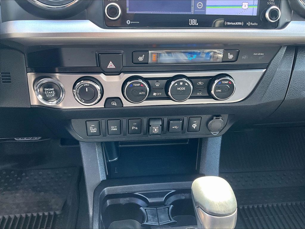 2022 Toyota Tacoma — photo 28