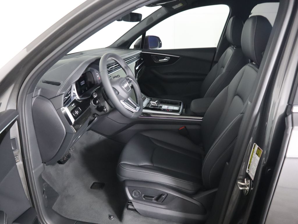 Thumbnail: 2026 Audi Q7 - 22