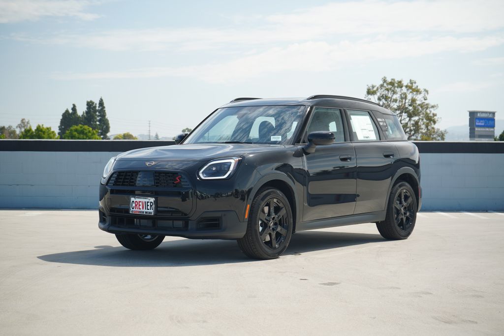 Thumbnail: 2027 MINI Cooper Countryman - 1