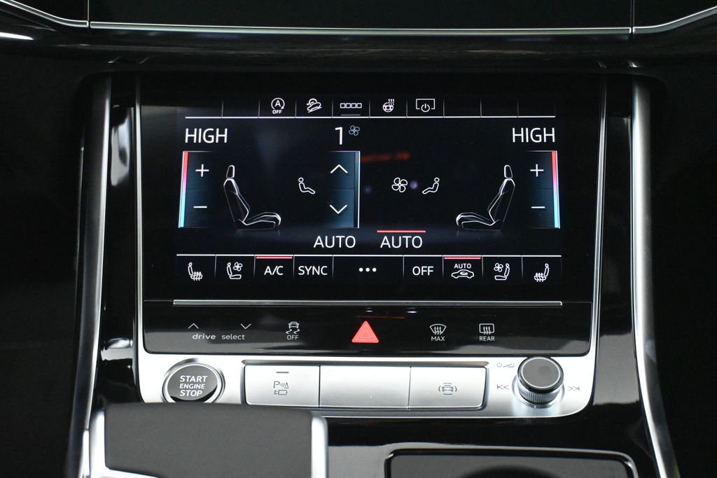 Thumbnail: 2026 Audi Q7 - 18