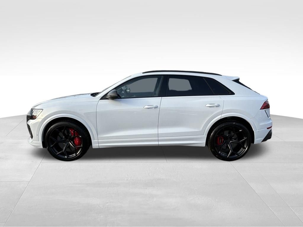 New 2026 White/off-white Audi 4.0T image 2