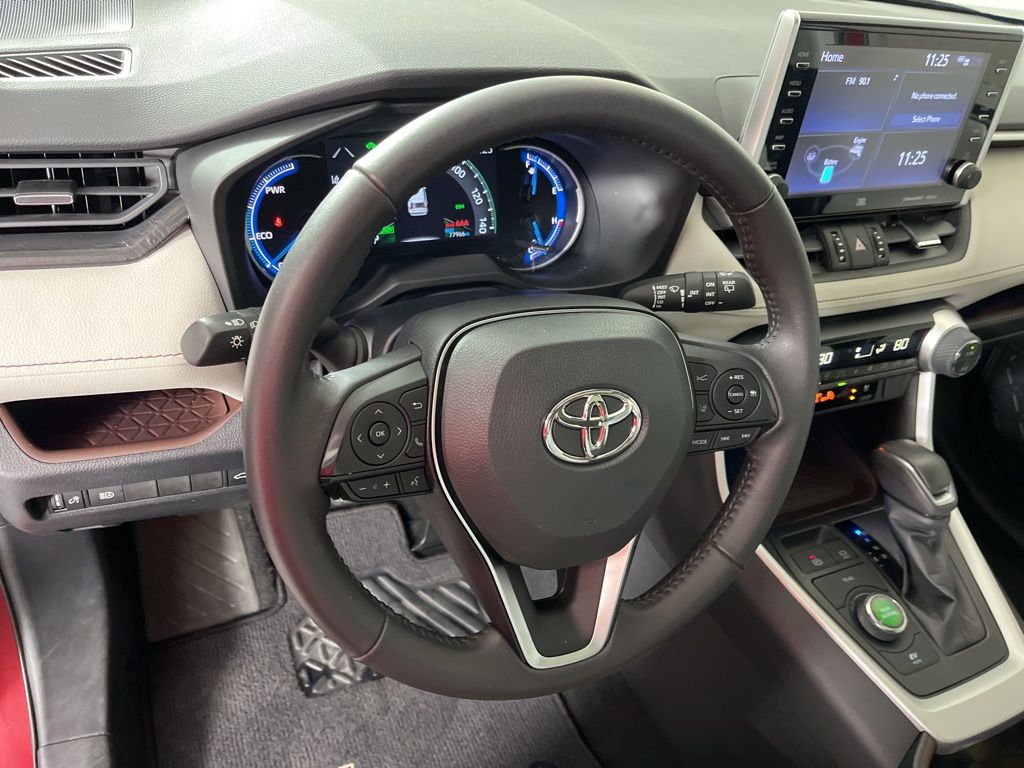 2022 Toyota RAV4 Limited 29