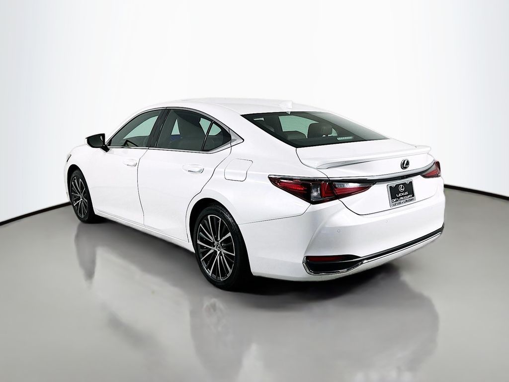 2024 Lexus ES Hybrid 300h 7