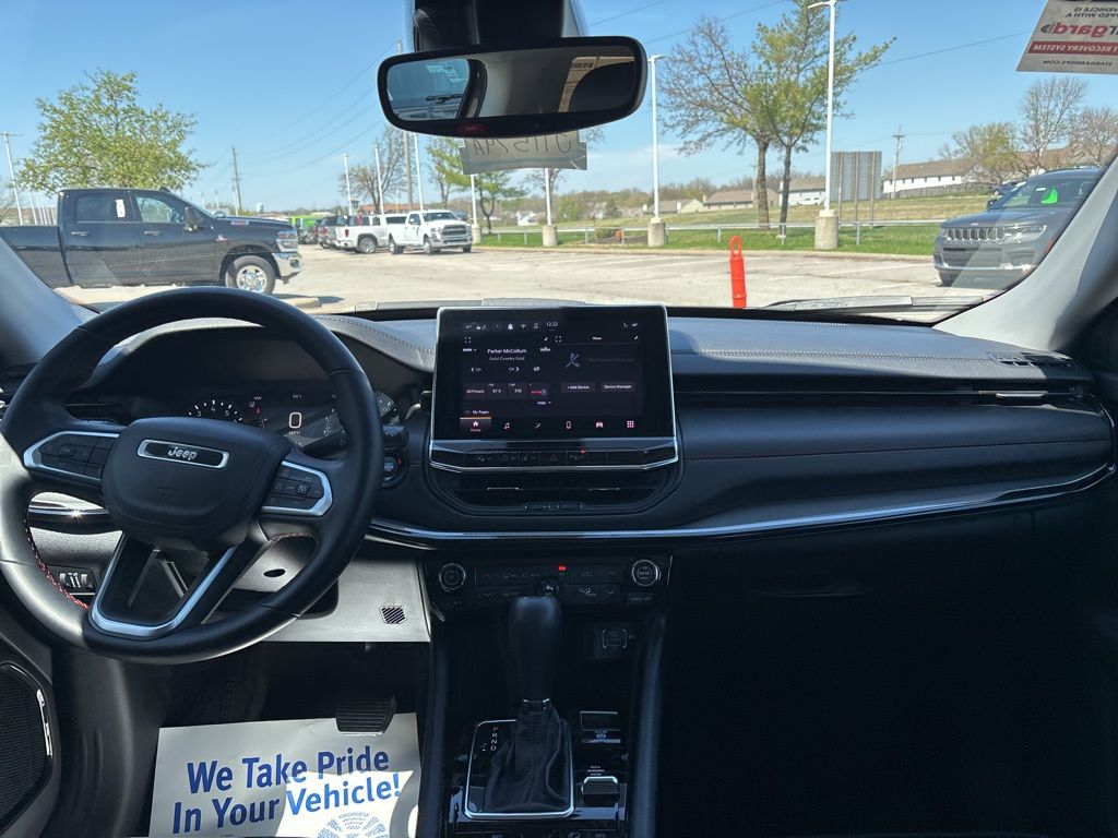 Used 2022 Jeep Compass Trailhawk with VIN 3C4NJDDB2NT114064 for sale in Kansas City