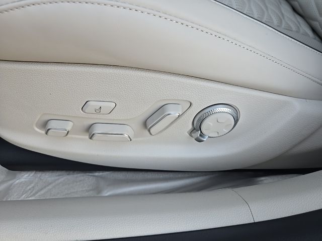2025 Genesis G80 3.5T 19
