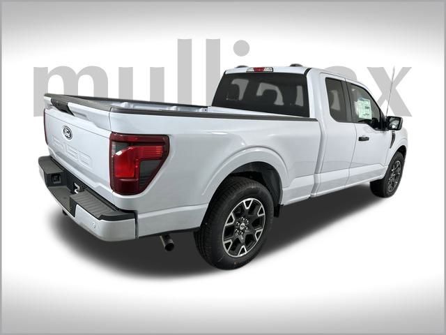 2025 Ford F-150 STX photo 13