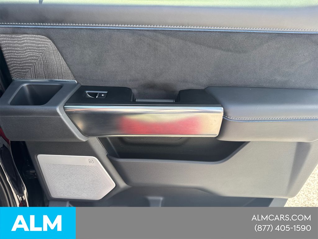 Used 2025 Black Ford Platinum image 19