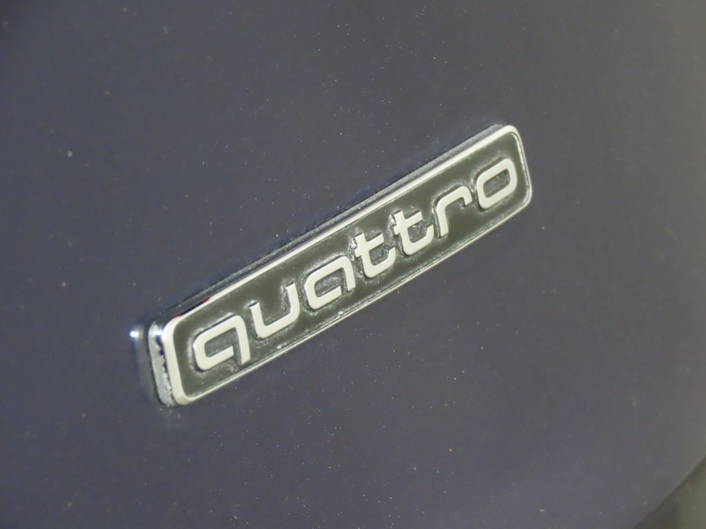 Thumbnail: 2023 Audi Q7 - 10