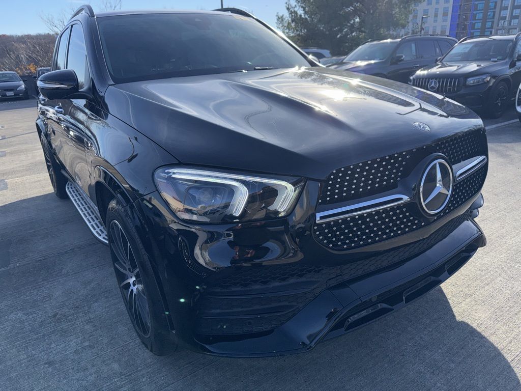 Thumbnail: 2020 Mercedes-Benz GLE - 3