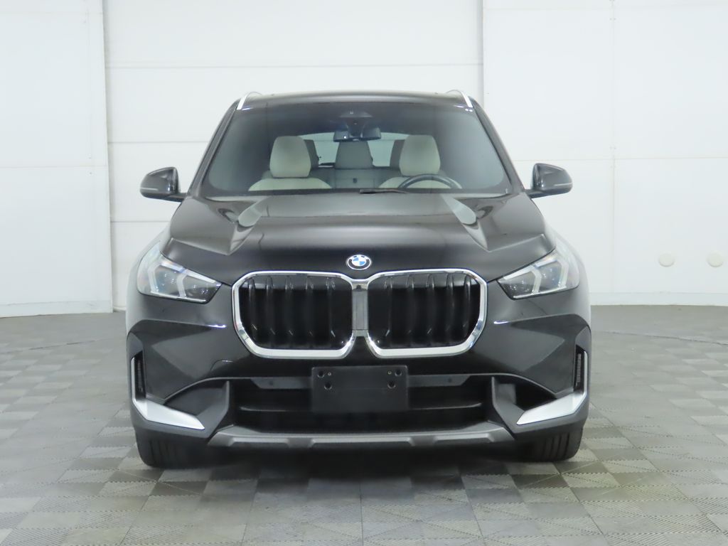 Thumbnail: 2023 BMW X1 - 2