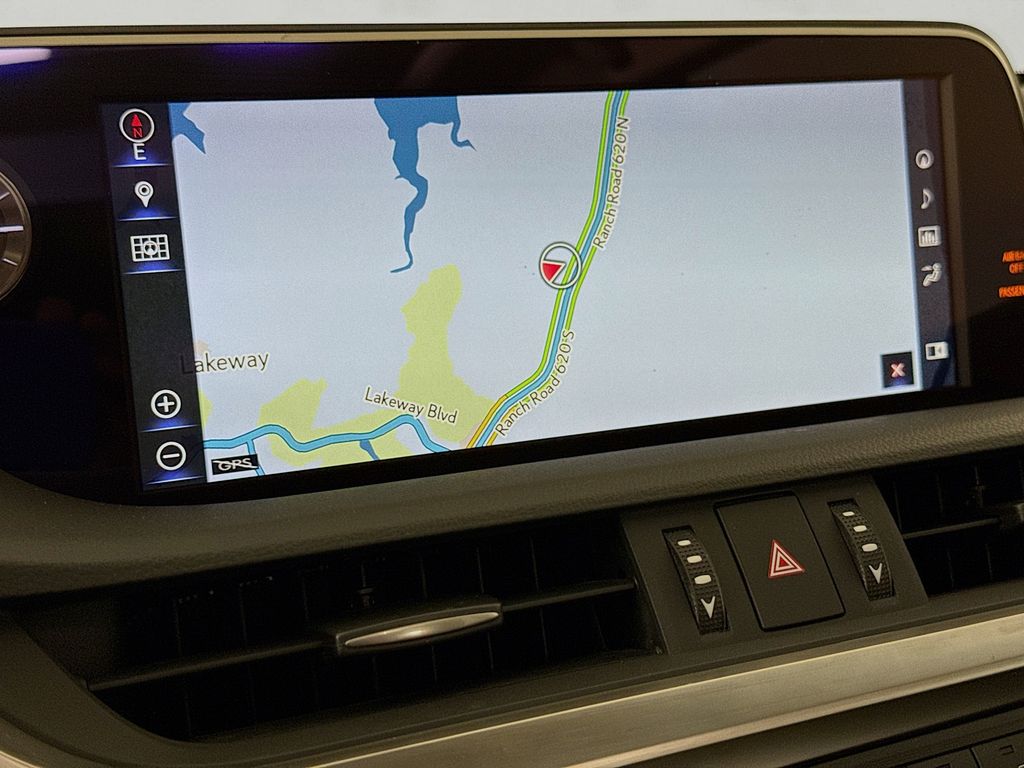 Thumbnail: 2019 Lexus ES - 13