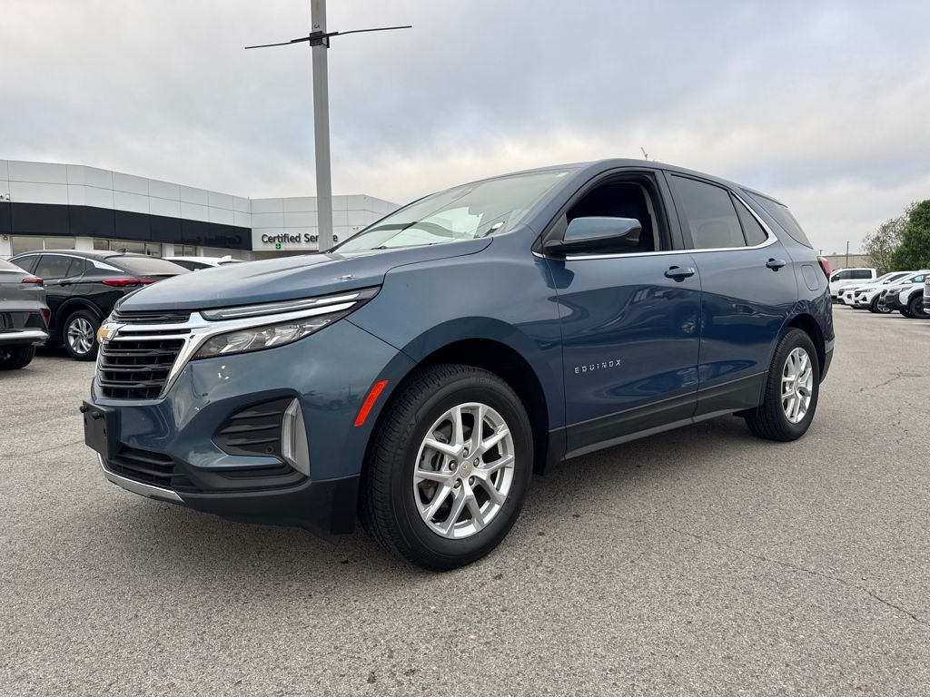 View vehicle photo 2