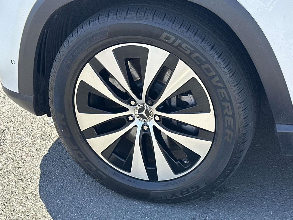 Thumbnail: 2025 Mercedes-Benz GLE - 14