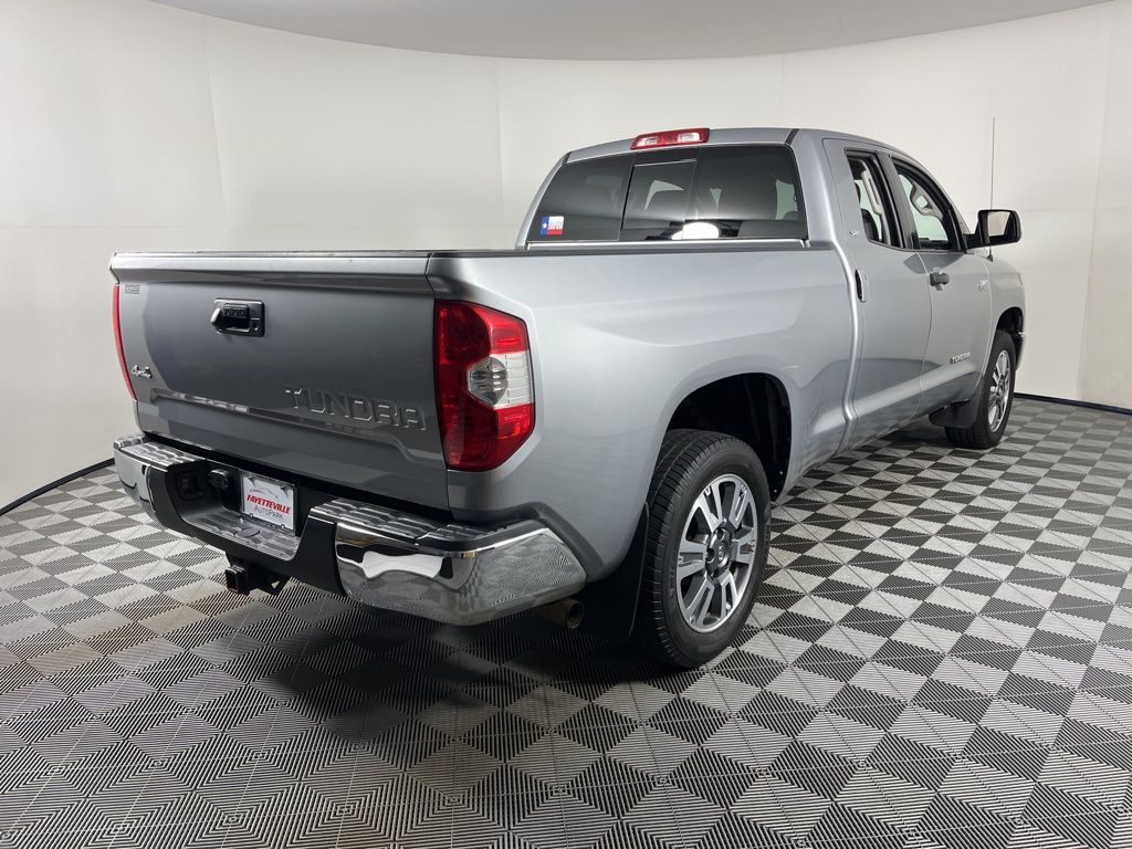 Thumbnail: 2019 Toyota Tundra - 15